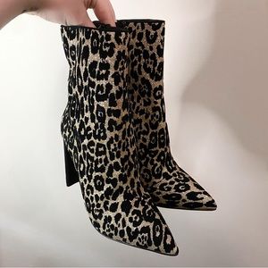 Aldo Leopard Print Pointed Toe Block Heel Ankle Boots - Black & Gold
